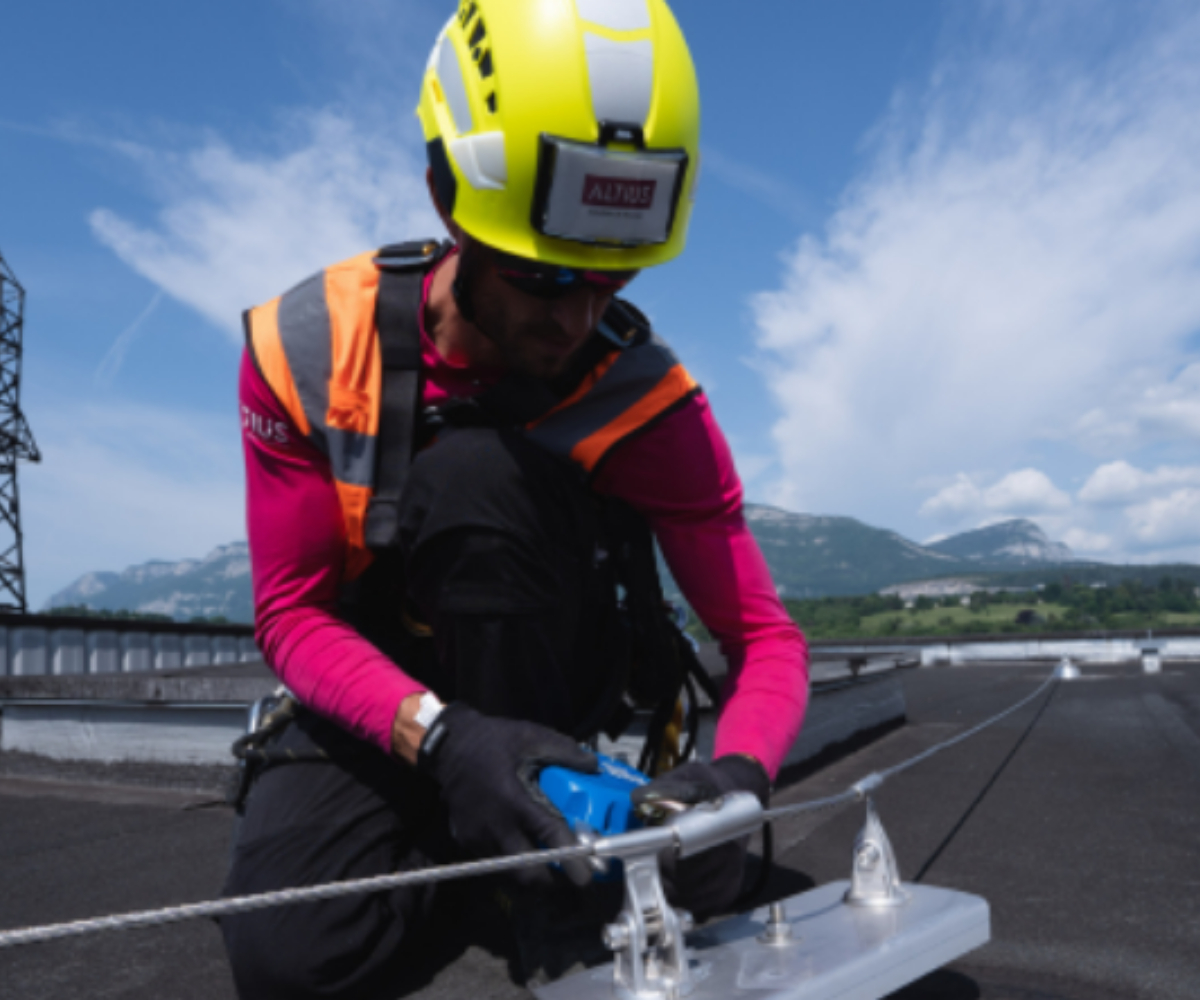 Ligne de vie et ancrage Installation de ligne de vie